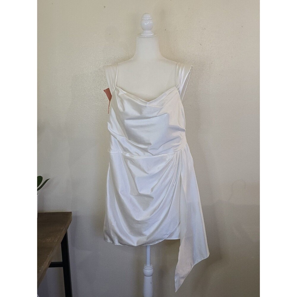 KissProm Zephyra Sheath Off Shoulder Satin White Mini Dress Sz 18 Bridal Wedding - Picture 3 of 15